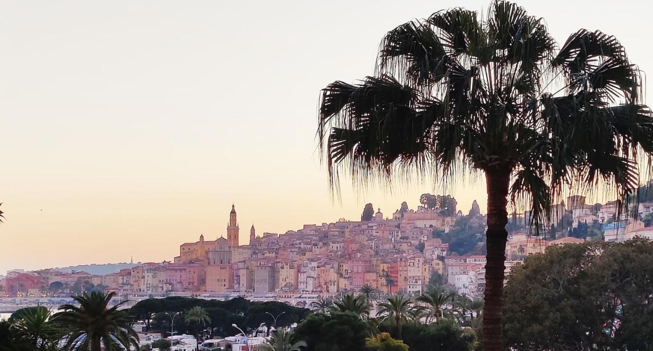 Menton Bord De Mer Studio Calme Avec Balcon, Ascenseur, Climatisation, Ideal Location Quiet Near Sea, Balcony, Elevator, Ac Eksteriør bilde